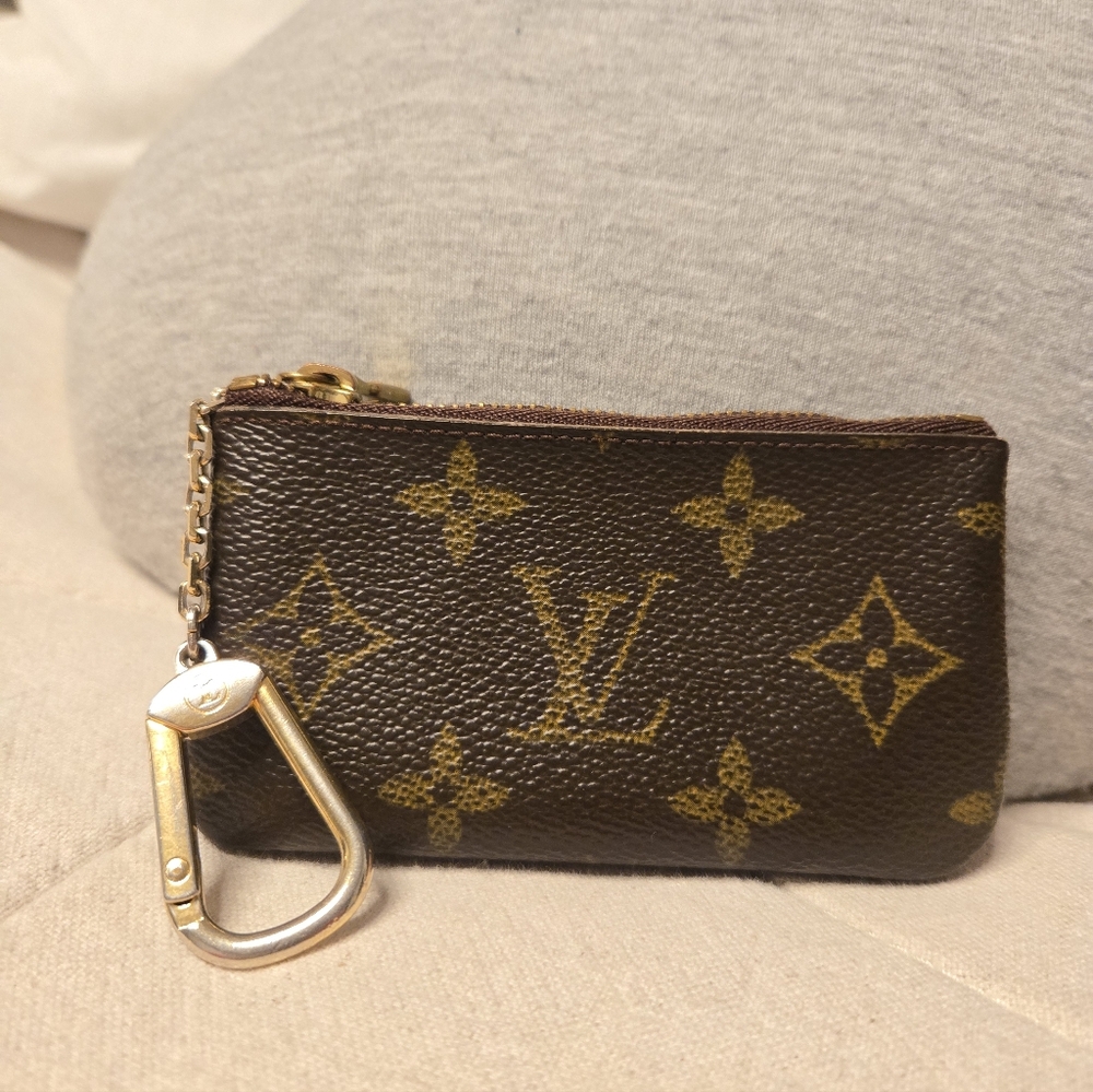 Louis Vuitton Monogram Canvas Key Pouch